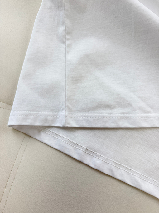 グッチコピー Gucci マイクロロゴ刺繍入り半袖Tシャツ