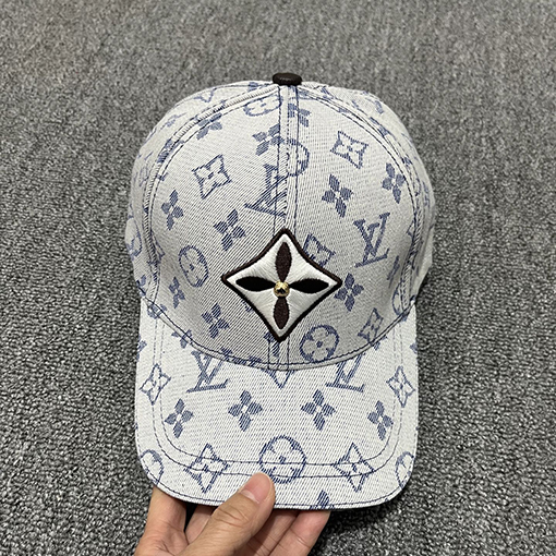 ルイヴィトンコピー 高級感がありスタイリッシュなベースボールキャップ