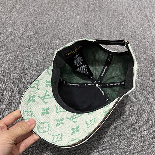 ルイヴィトンコピー 高級感がありスタイリッシュなベースボールキャップ