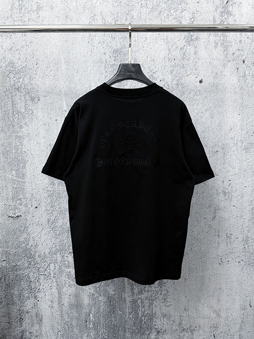 クロムハーツコピー ネックラインに刺繍文字が入ったの半袖Tシャツ