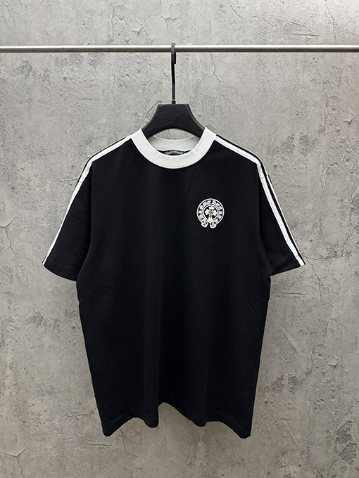 クロムハーツ 新作レザークロスステッチストライプ半袖Tシャツ