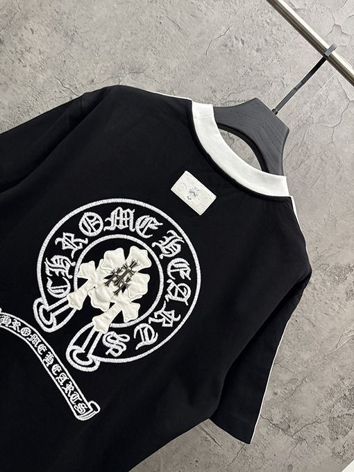 クロムハーツ 新作レザークロスステッチストライプ半袖Tシャツ