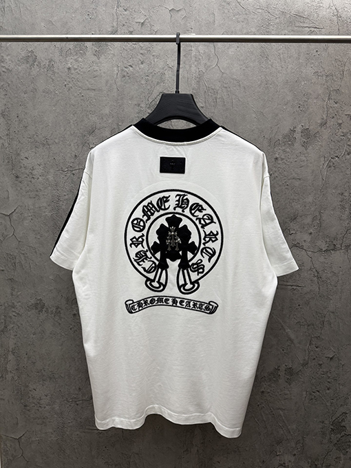 クロムハーツ 新作レザークロスステッチストライプ半袖Tシャツ