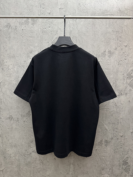 クロムハーツスーパーコピー 4層アップリケクロスステッチ半袖Tシャツ