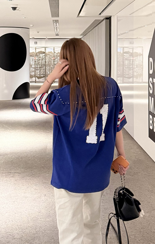 シュプリーム SUPREMEコピー 背番号11 ラインストーンアップリケ文字入り半袖サッカーユニフォーム