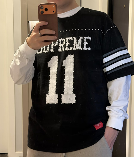 シュプリーム SUPREMEコピー 背番号11 ラインストーンアップリケ文字入り半袖サッカーユニフォーム