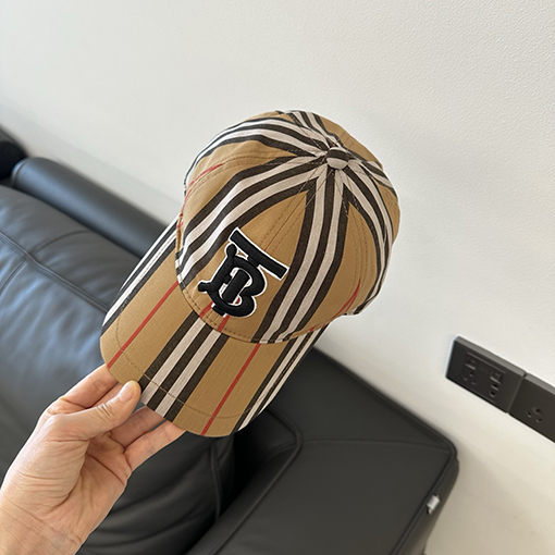 バーバリーコピー 高品質のベースボールキャップ