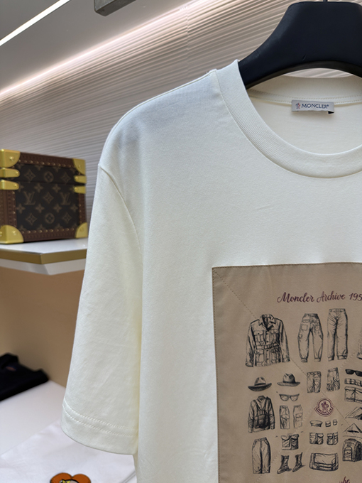 モンクレール スーパーコピープリント入りコットン半袖Tシャツ