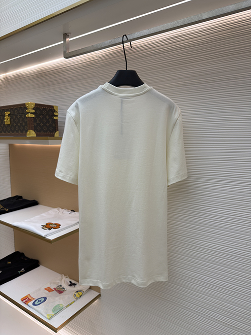 モンクレール スーパーコピーストライプロゴパッチ付き半袖Tシャツ
