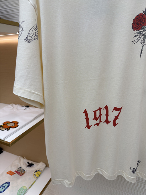 バレンシアガコピー 1917 TATTOO タトゥー柄のニット半袖Tシャツ