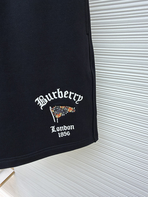 バーバリーコピー 国旗の刺繍入りコットンショーツ