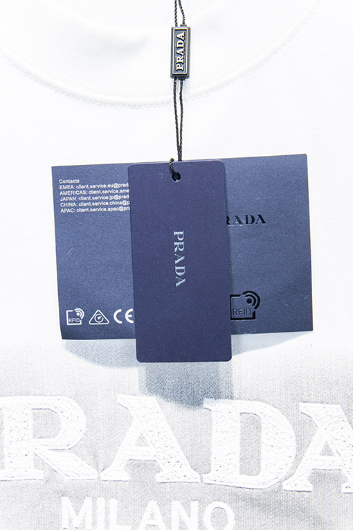 プラダスーパーコピー PRADA 刺繍ロゴ入り三角形プリント半袖Tシャツ