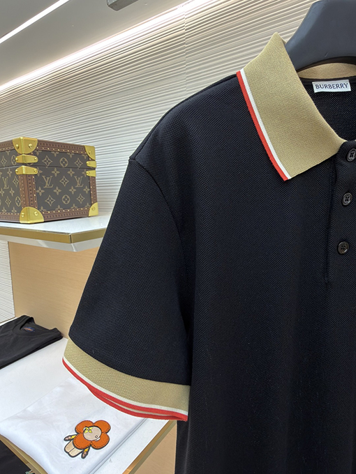 バーバリーコピー BURBERRY レターロゴ入り半袖ポロシャツ