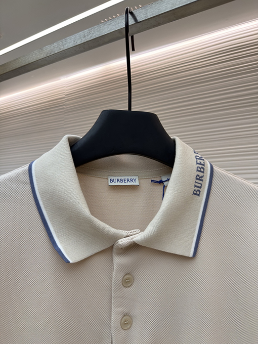 バーバリーコピー BURBERRY レターロゴ入り半袖ポロシャツ