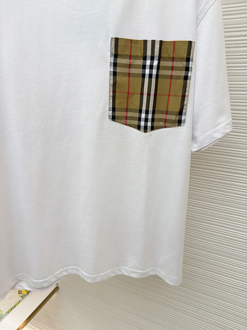 バーバリーコピー ポケット付きチェック柄半袖Tシャツ