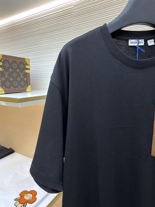 バーバリーコピー ポケット付きチェック柄半袖Tシャツ