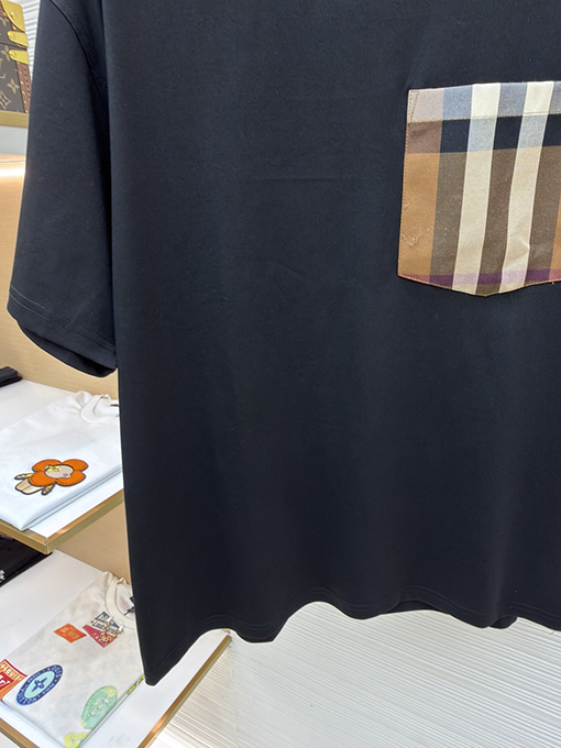 バーバリーコピー ポケット付きチェック柄半袖Tシャツ