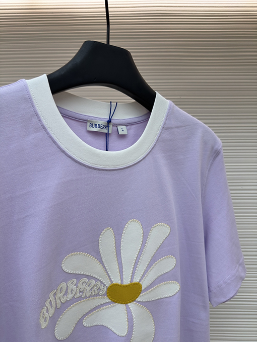 バーバリーコピー レディースデイジー刺繍入り半袖Tシャツ