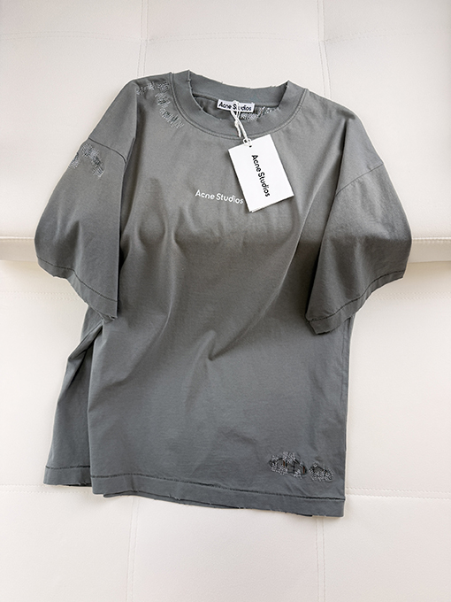 アクネストゥディオズスーパーコピー Acne Studios 色褪せたパッチワークの半袖Tシャツ