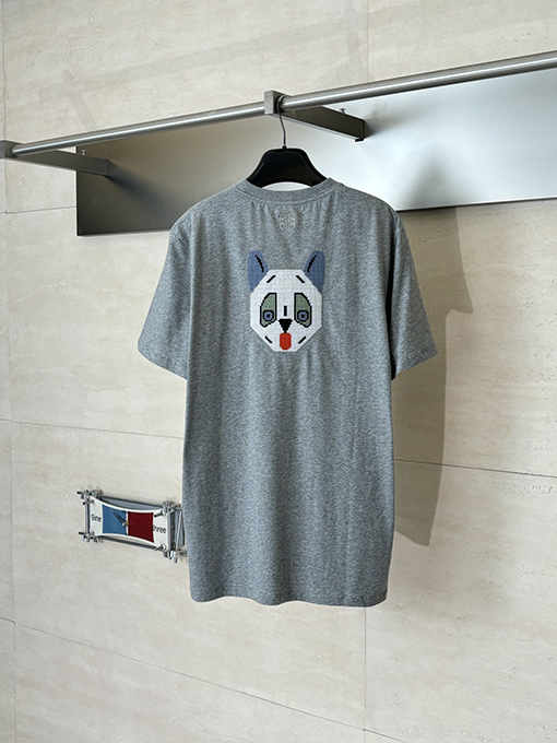 ロエベ Louis Wain コラボレーション 猫の刺繍入り花柄 グレー 半袖Tシャツ