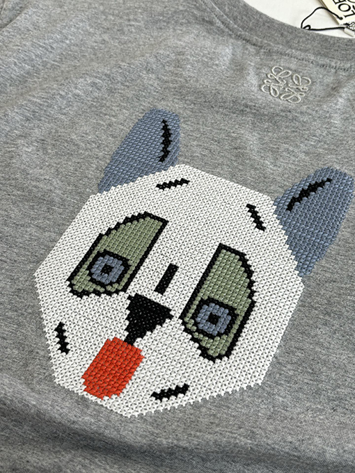 ロエベ Louis Wain コラボレーション 猫の刺繍入り花柄 グレー 半袖Tシャツ