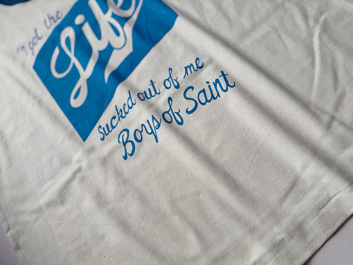 セントマイケル I got the Life Boys of Saint カラーブロックデザインの半袖Tシャツ