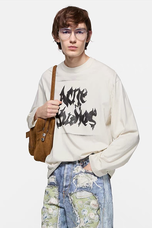 アクネストゥディオズ Acne Studios ゴシック調のダメージロゴプリント長袖シャツ