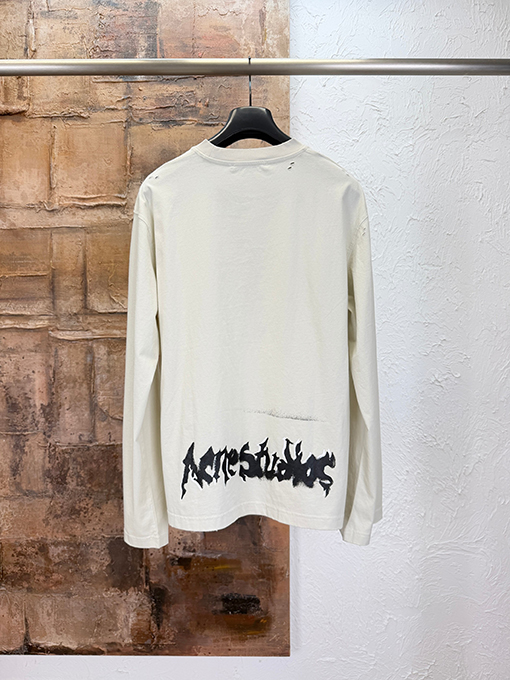 アクネストゥディオズ Acne Studios ゴシック調のダメージロゴプリント長袖シャツ