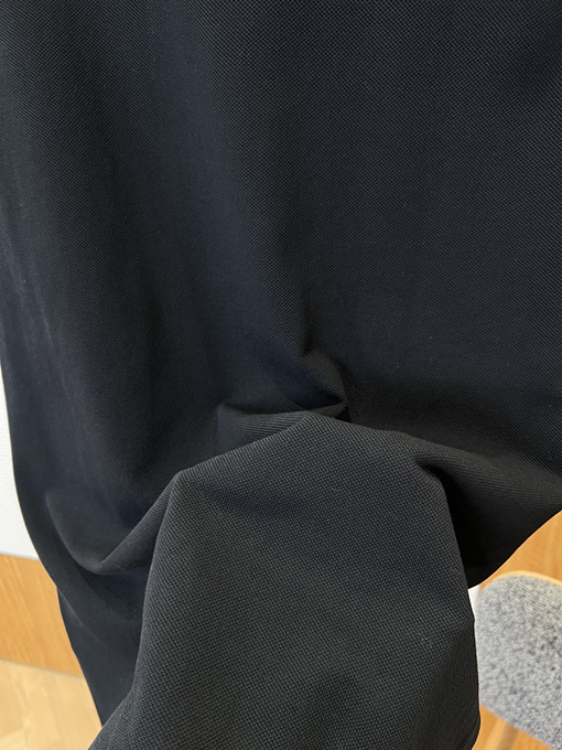 グッチコピー ホースビット刺繍入りポケットが付いたシンプルな半袖Tシャツ