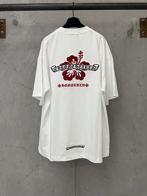 クロムハーツ 赤いハイビスカスの刺繍入り半袖Tシャツ