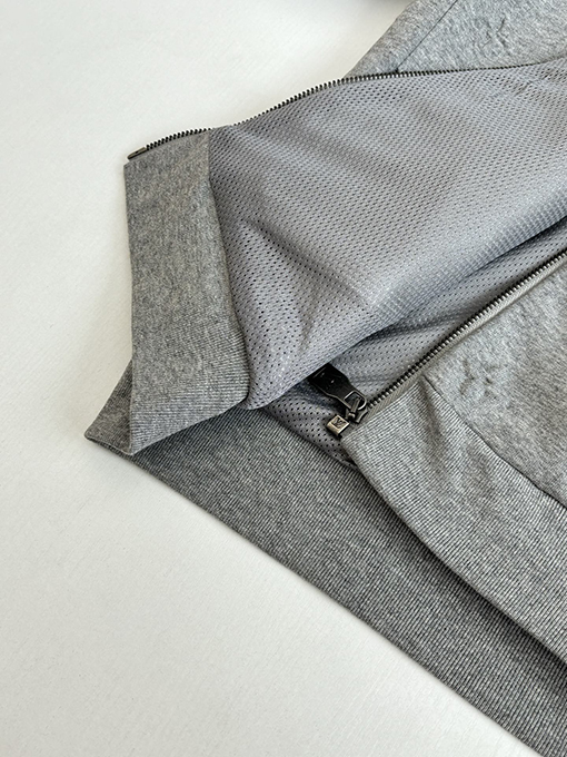ルイヴィトン Monogram クラシックなエンボスの総柄スタンドカラージップアップジャケット