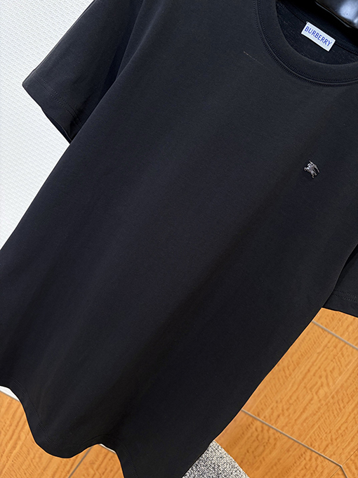 バーバリーコピー メタルウォーホースのロゴ入り無地カジュアル半袖Tシャツ