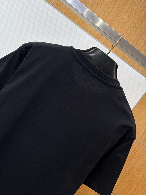バーバリーコピー メタルウォーホースのロゴ入り無地カジュアル半袖Tシャツ
