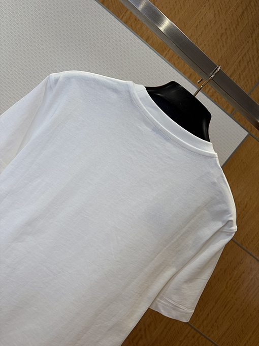 バーバリーコピー メタルウォーホースのロゴ入り無地カジュアル半袖Tシャツ