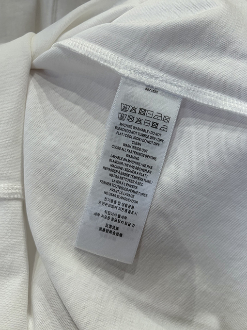 バーバリーコピー メタルウォーホースのロゴ入り無地カジュアル半袖Tシャツ
