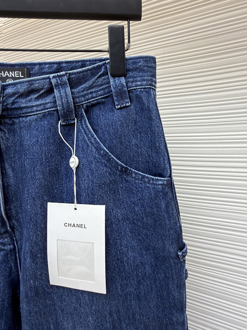 シャネルコピー レディースダブルCロゴ入りワークジーンズ