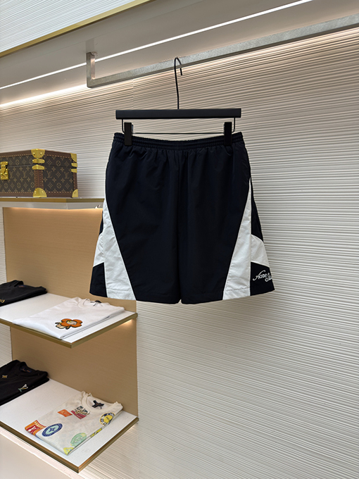 アクネストゥディオズ Acne Studios 刺繍ロゴ入りショートパンツ