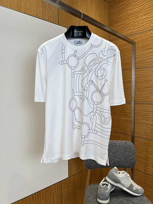 エルメスコピー ライン刺繍入りクルーネック半袖Tシャツ