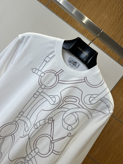 エルメスコピー ライン刺繍入りクルーネック半袖Tシャツ