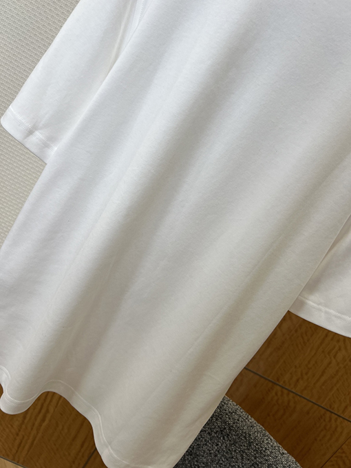 エルメスコピー ライン刺繍入りクルーネック半袖Tシャツ