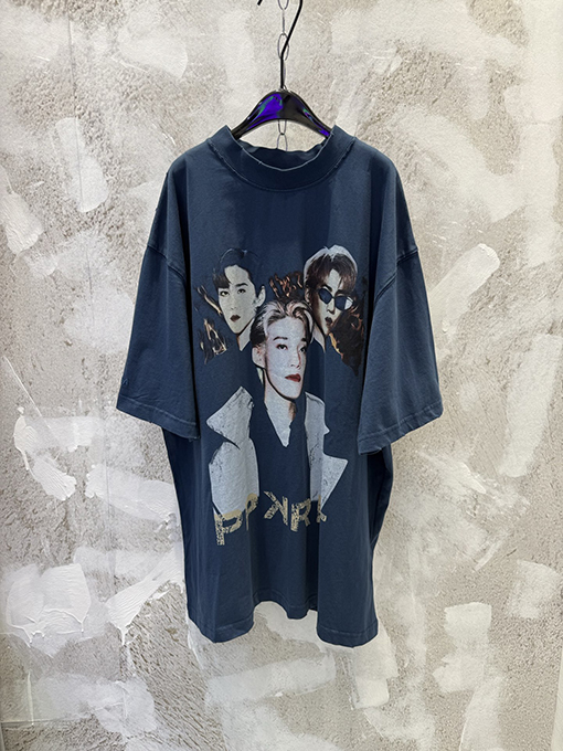 バレンシアガ スーパーコピーアンバサダーコラボレーションシリーズ シグネチャーエディション イタスタイル半袖Tシャツ