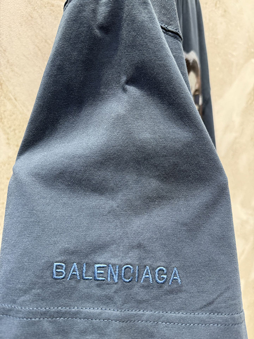 バレンシアガ スーパーコピーアンバサダーコラボレーションシリーズ シグネチャーエディション イタスタイル半袖Tシャツ