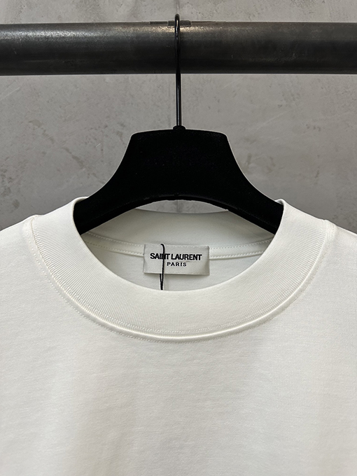 サンローランコピー クラシックな小さなロゴ刺繍入りの厚の半袖Tシャツ