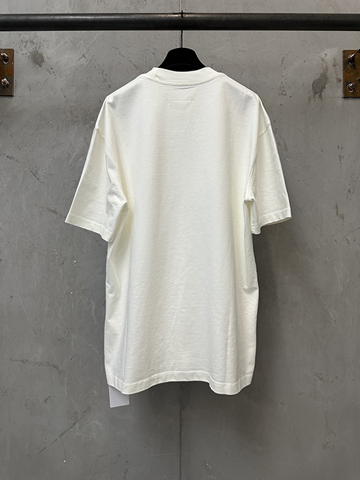 マルタン マルジェラスーパーコピー カレンダーロゴの文字がずれた半袖Tシャツ