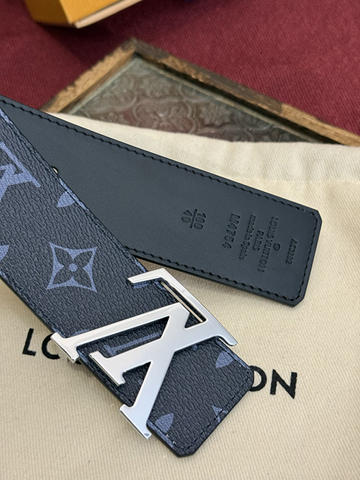 ルイヴィトンコピー LV Initiales Monogram両面ベルト