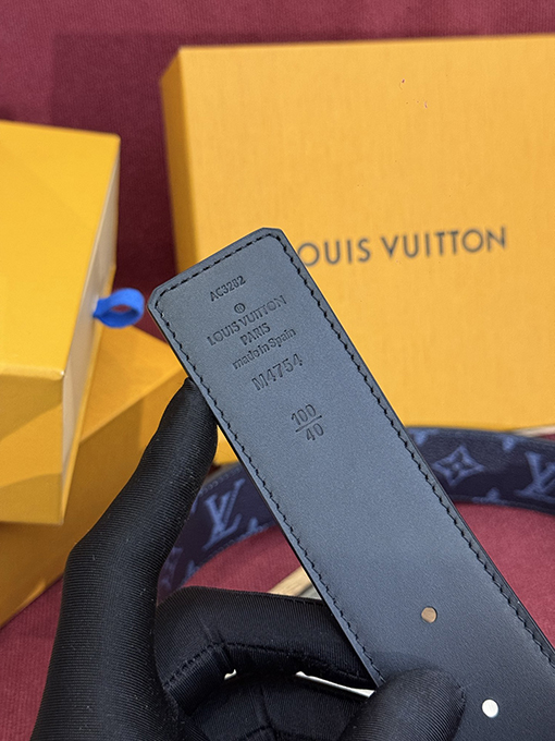 ルイヴィトン LV Initiales Monogram クラシック両面ベルト