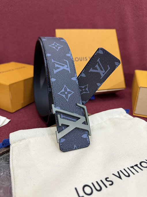 ルイヴィトンスーパーコピー LV Initiales Monogram 新モデルクラシック両面ベルト