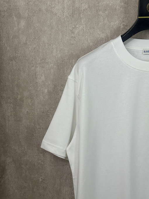 バーバリースーパーコピー クラシックな乗馬ライダーのロゴ入り半袖Tシャツ