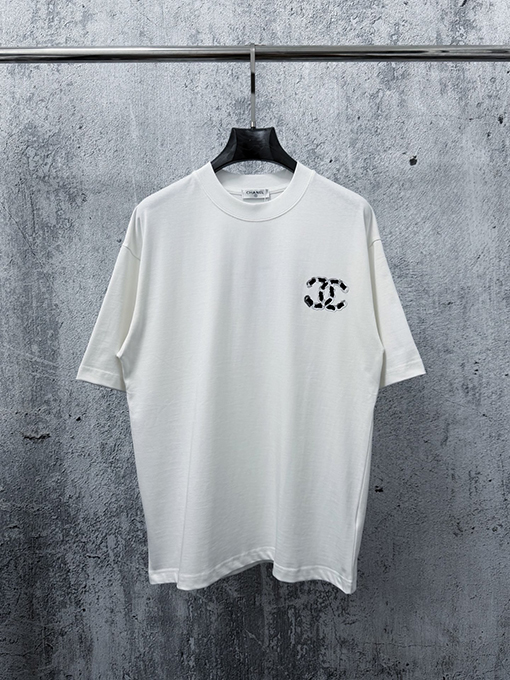 シャネルスーパーコピー フロッキーとプレスをしたカップルけ半袖Tシャツ