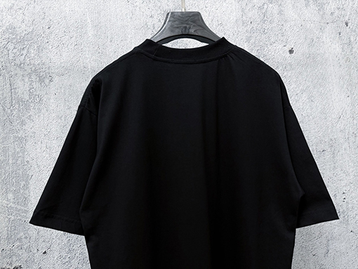 シャネルスーパーコピー フロッキーとプレスをしたカップルけ半袖Tシャツ